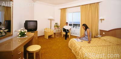 El Mouradi Palm Marina 9